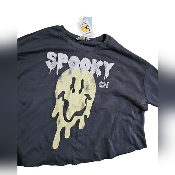 Women's SMILEY WORLD Spooky Cropped Sweatshirt Large - Picture 5 of 5